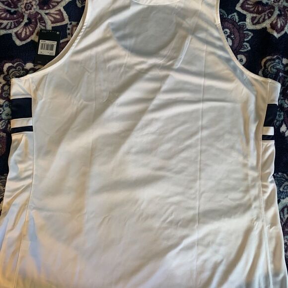 Nike woman’s basketball tank top 3XL - Picture 2 of 4